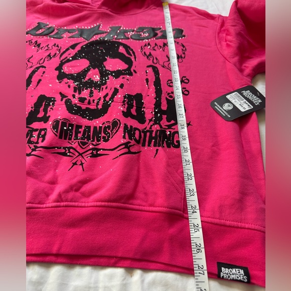 Broken Promises Faceless Pink Rhinestone Skull Hoodie & Shorts Set Size Medium - Picture 7 of 13
